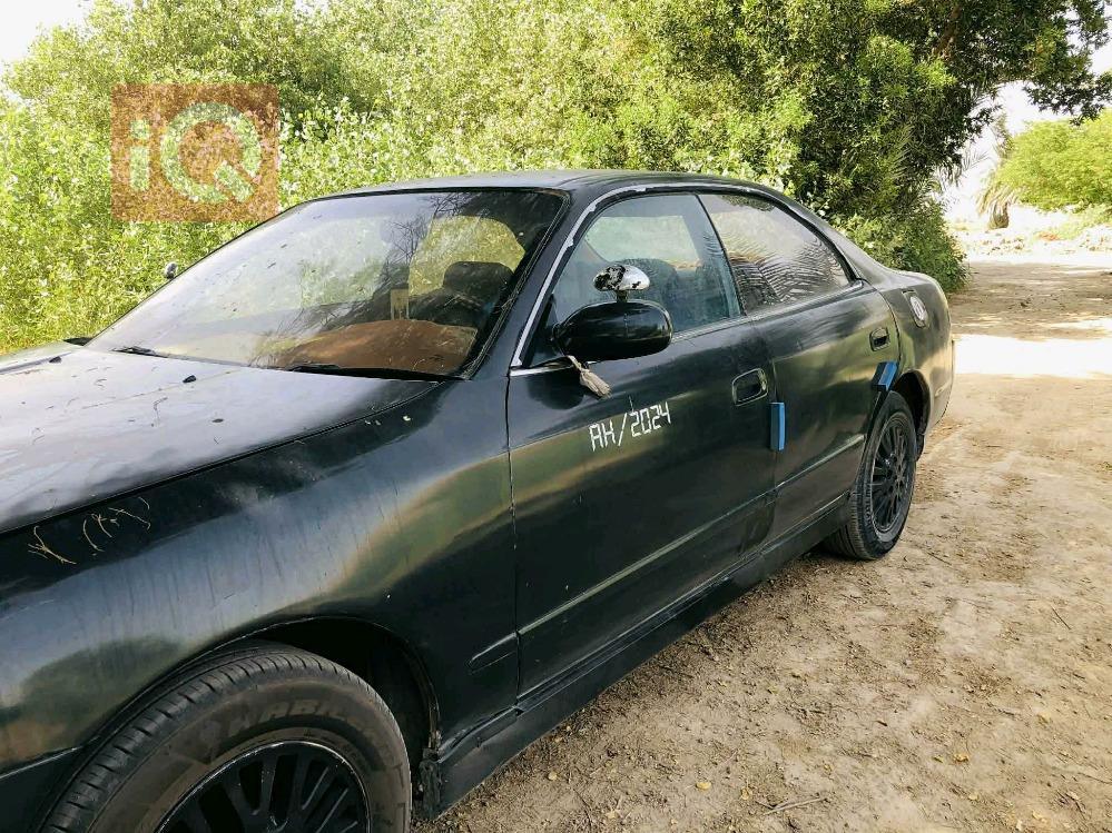 تۆیۆتا کراون